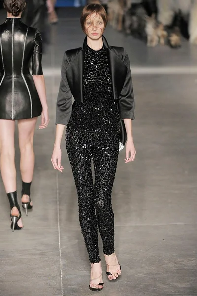 Look 38